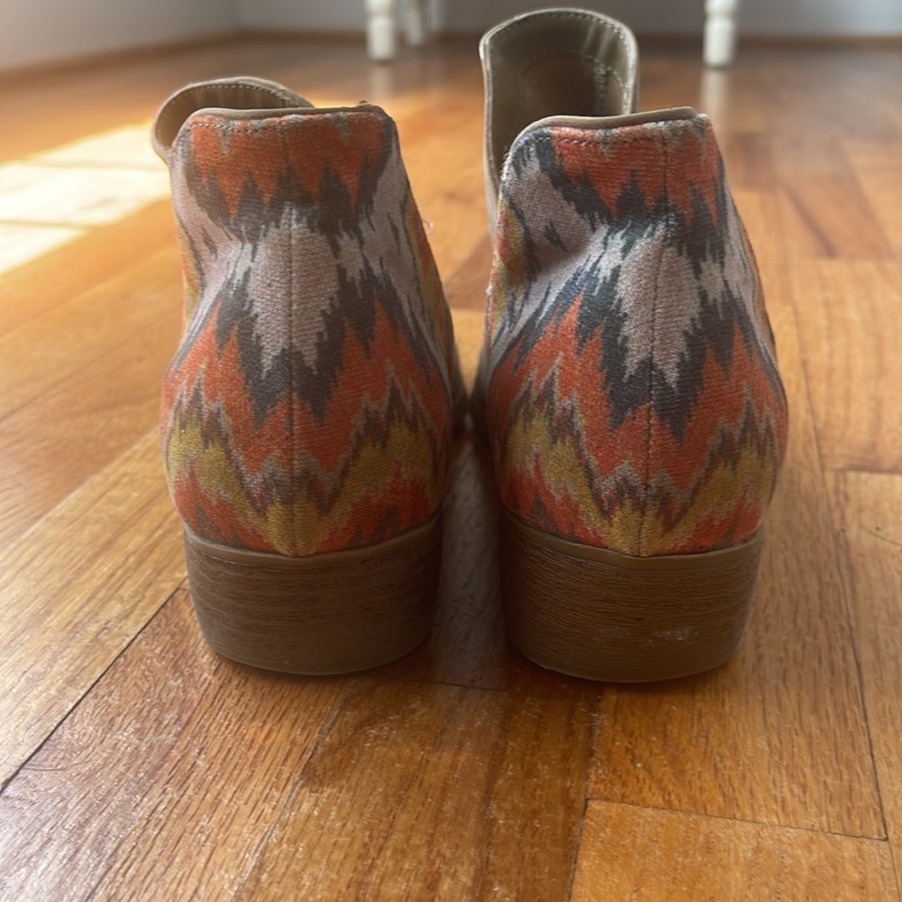 Ankle Indigo Rd Booties - Picture 2 of 5